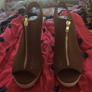 Brand new wedge heels ✨