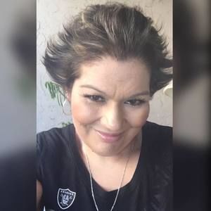 Meet your Posher, Elena