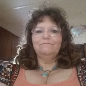 Meet your Posher, Claudia faye