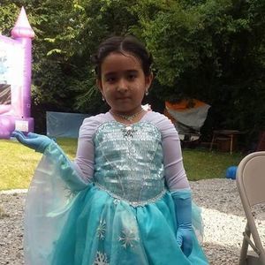 Meet your Posher, Maria