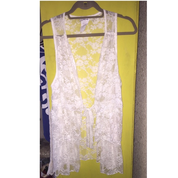 White tie front long vest. Reserved for k0610.