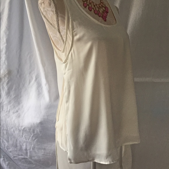 Guess scoop neck high low tank - Picture 3 of 4