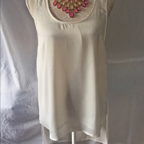 Guess scoop neck high low tank - Picture 4 of 4