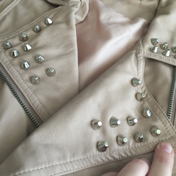 Blush Pink Studded Faux Leather Vest - Picture 2 of 4