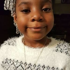 Meet your Posher, Fidelis