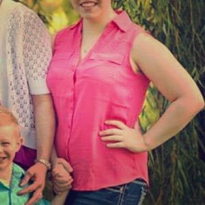 New York & Co sleeveless dress shirt