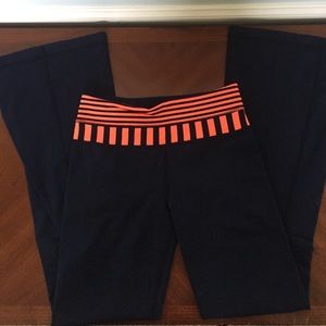 Lululemon Groove Pants (navy)-size 4