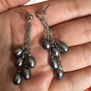 Black Pearl earrings