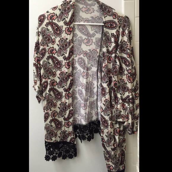 Kimono paisley