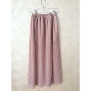 🔺SALE🔺Sheer, flowy skirt 🌻