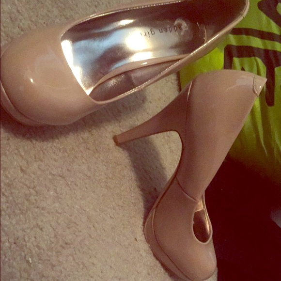 Madden girl nude pumps