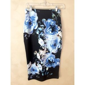 🔺SALE🔺GORGEOUS floral pencil skirt