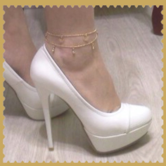 Butterfly Anklet❌SOLD OUT❌ - Picture 3 of 3