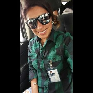 Meet your Posher, Yajaira