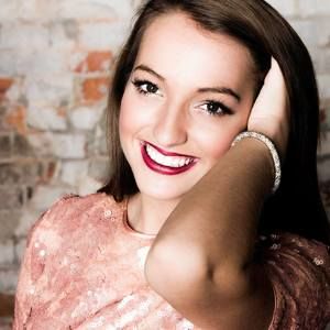 Meet your Posher, Karlee