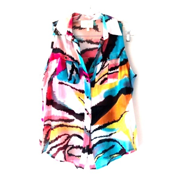 Yumi Kim abstract top