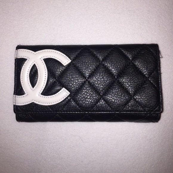 Wallet! NOT authentic just super cute!!!