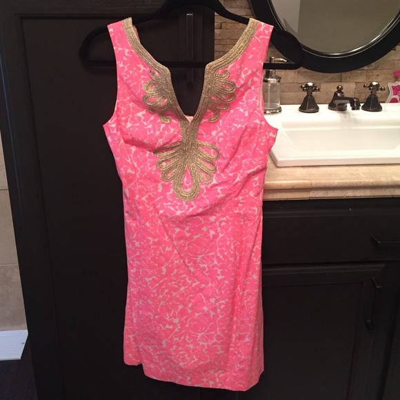 Lilly Pulitzer pink shift dress