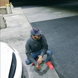 Meet your Posher, Khalil