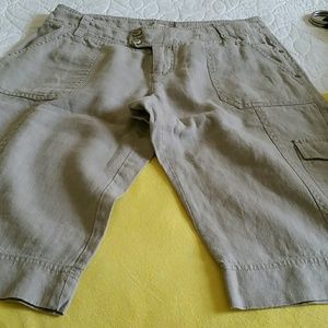 Tan linen Capri