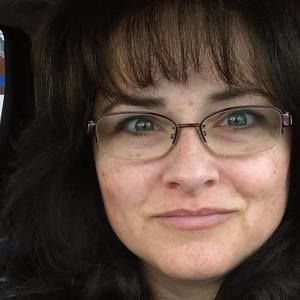 Meet your Posher, Lisa d.