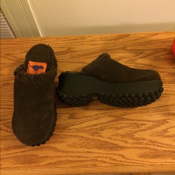 Rocket Dog slip on shoes