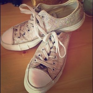 Sparkly Converse Low tops