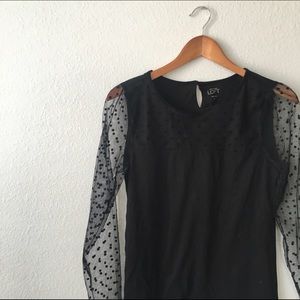 BLACK POLKA DOT TEE