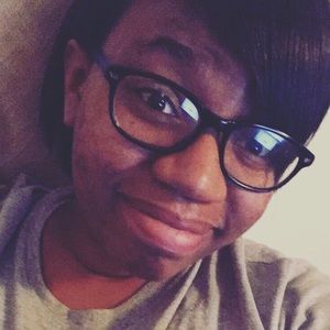 Meet your Posher, Jade