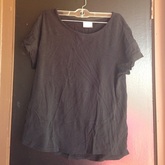 Black shirt