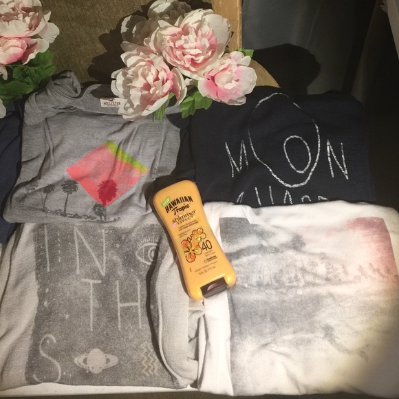 6 hollister graphic t-shirts - Picture 2 of 3