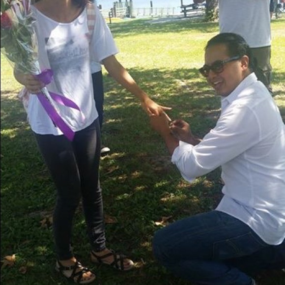 6 hollister graphic t-shirts - Picture 3 of 3