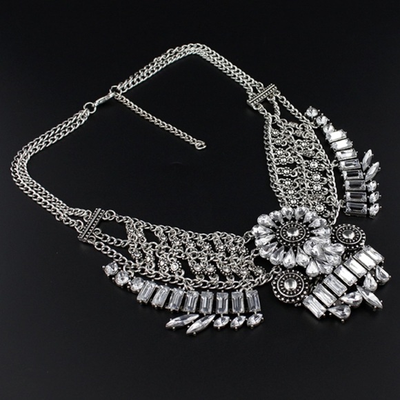 Gypsy Crystal Studded Massive Flower Necklace - Picture 2 of 3