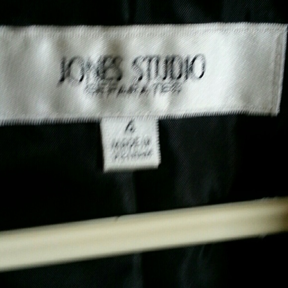 Jacket - Picture 2 of 3