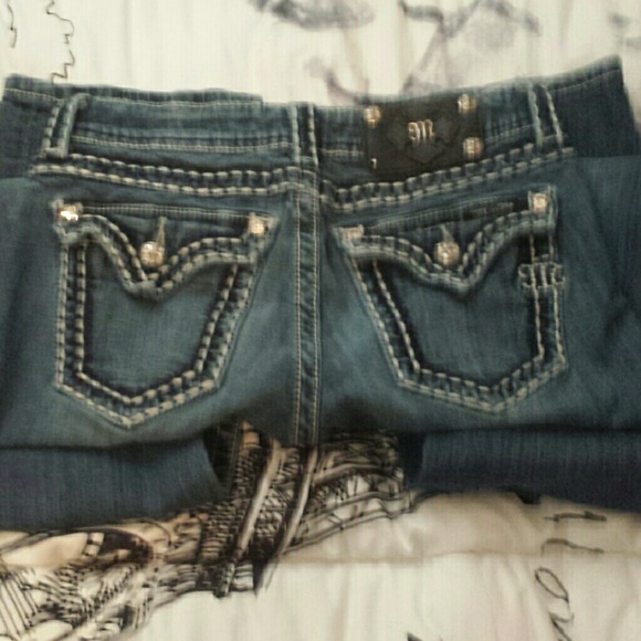 SOLD Miss Me Jeans - Picture 4 of 4
