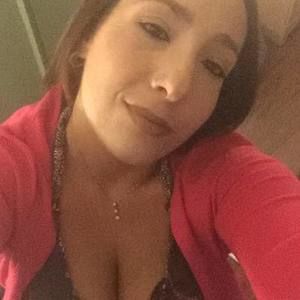 Meet your Posher, Ester