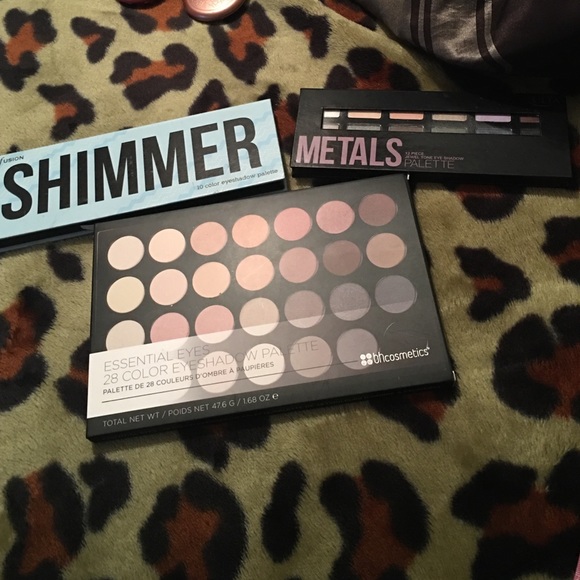 Sold!‼️🎉 - Picture 1 of 4