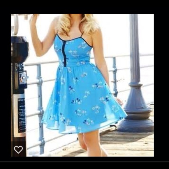 LC Lauren Conrad Dresses & Skirts - LC Summer dress with spaghetti straps