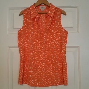 Sleeveless pattern vneck blouse