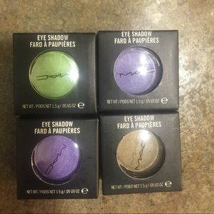 Set of 4 Mac eye shadows