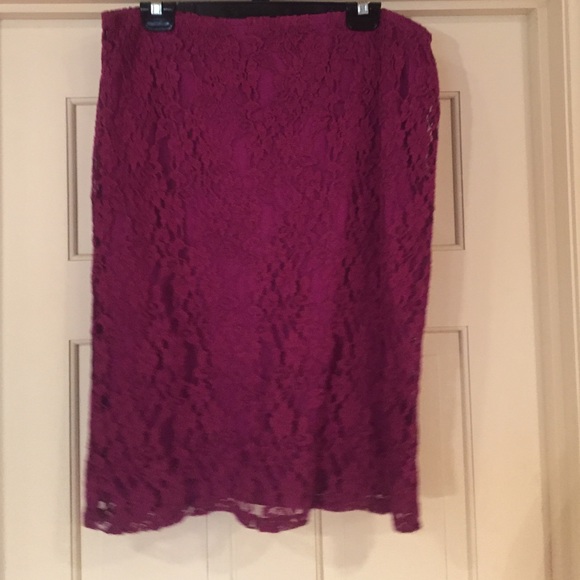 Plum lace skirt