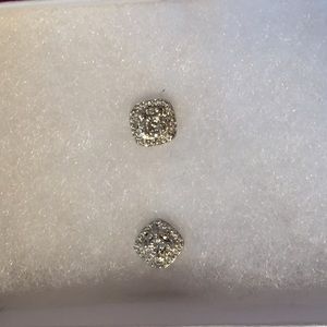 Diamond accent studs