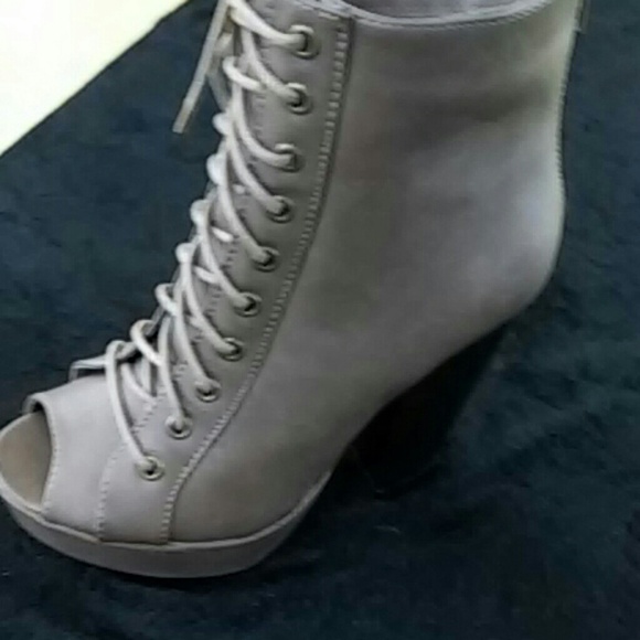 Booties BUNDLE👢 - Picture 2 of 3
