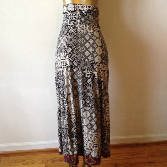 Sold - Picture 3 of 3