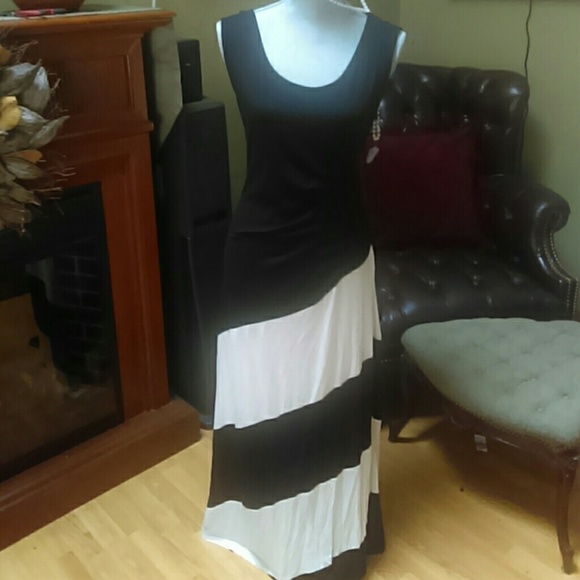 A  maxi by Dress Barn NWT