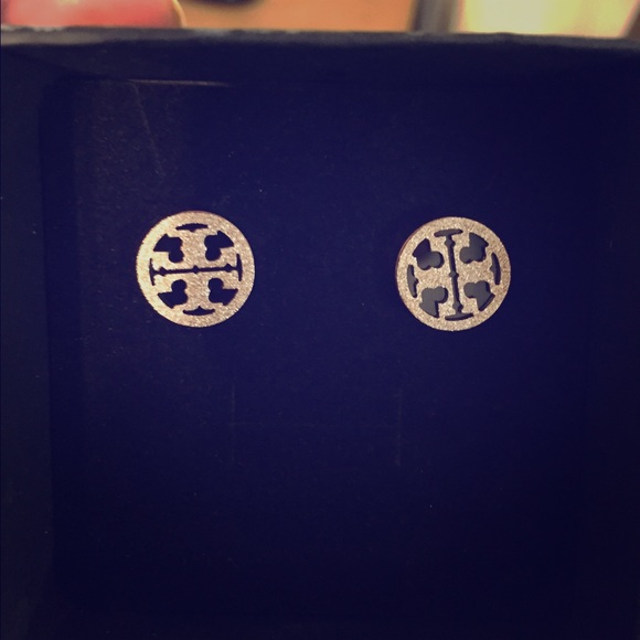 NIB Tory Birch earrings