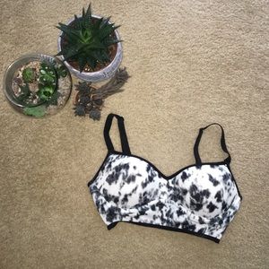 Victoria's Secret Strappy Back Sports Bra