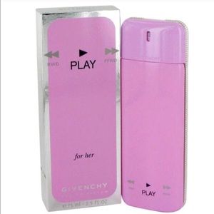 ✨New in box Givenchy Play✨