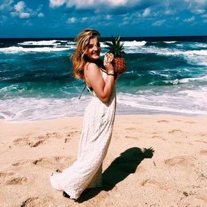 Meet your Posher, Chloe