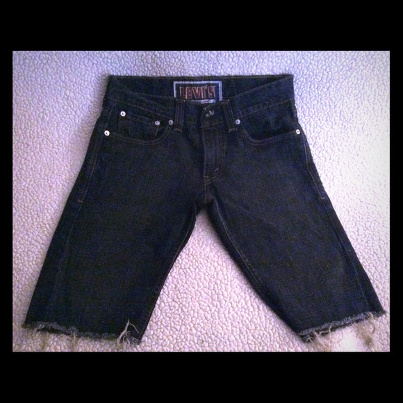 Levi's Jean short..... - Picture 1 of 3